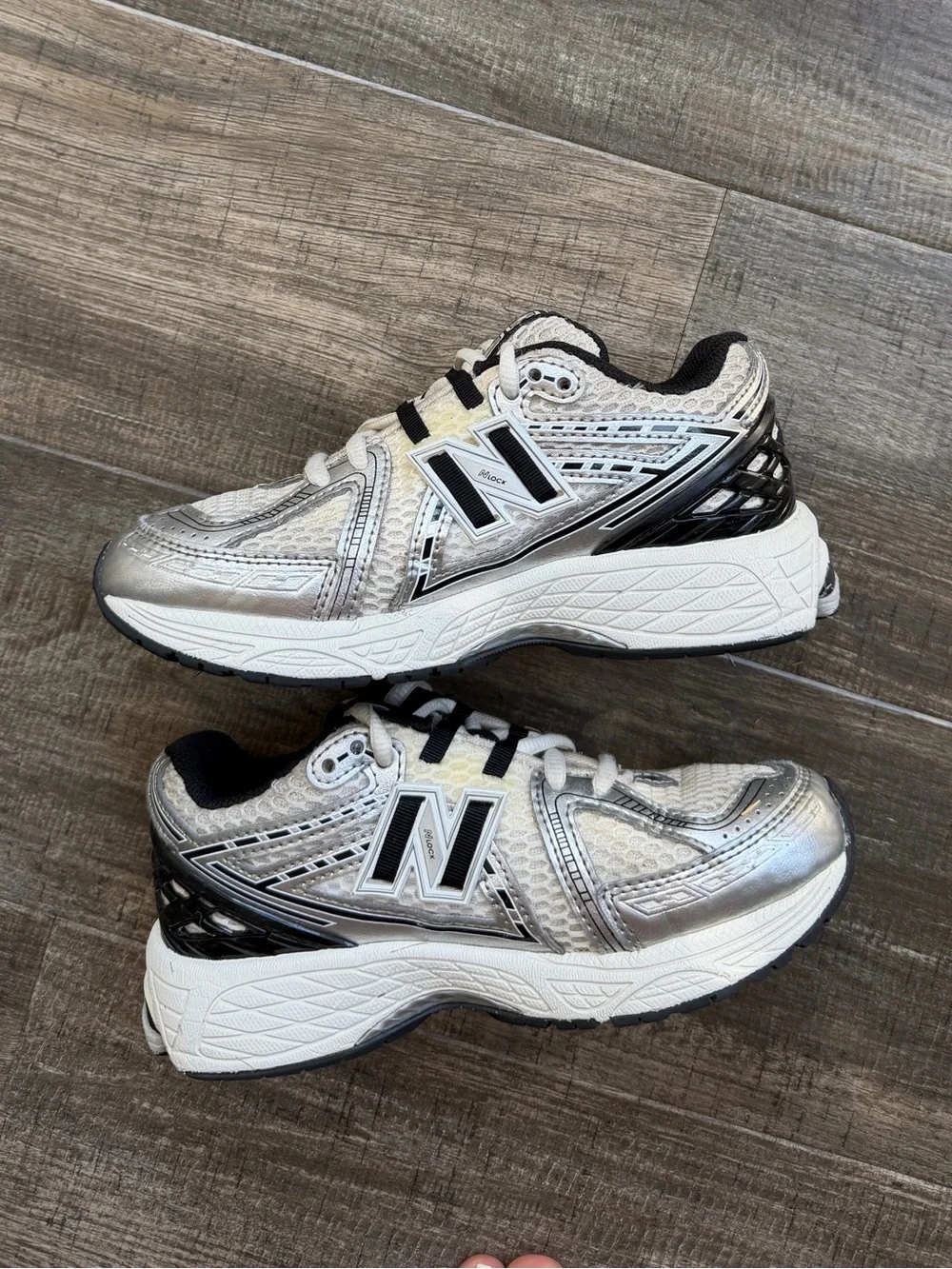 New Balance Kids' Grade School 1906 Shoes 1y black grey